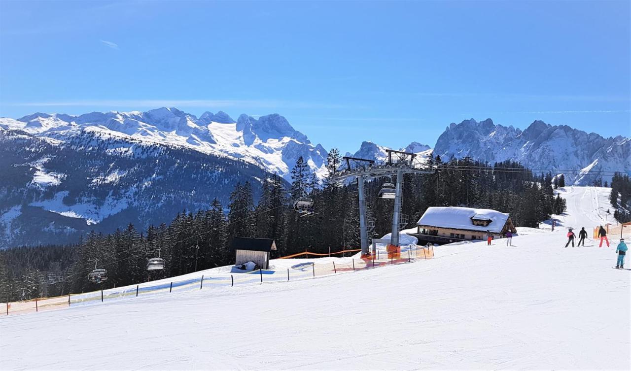 Hotel Landhaus Ausswinkl Russbach am Pass Gschütt Buitenkant foto