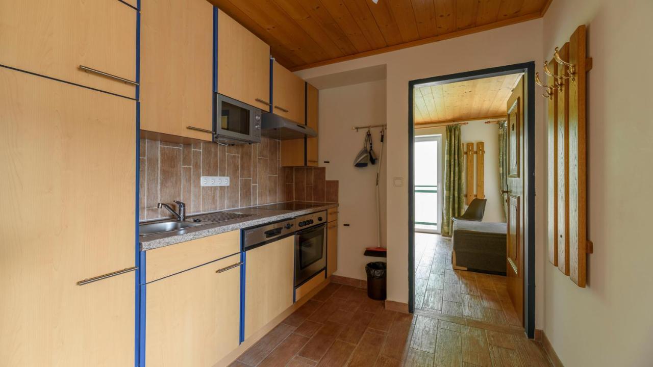 Hotel Landhaus Ausswinkl Russbach am Pass Gschütt Buitenkant foto