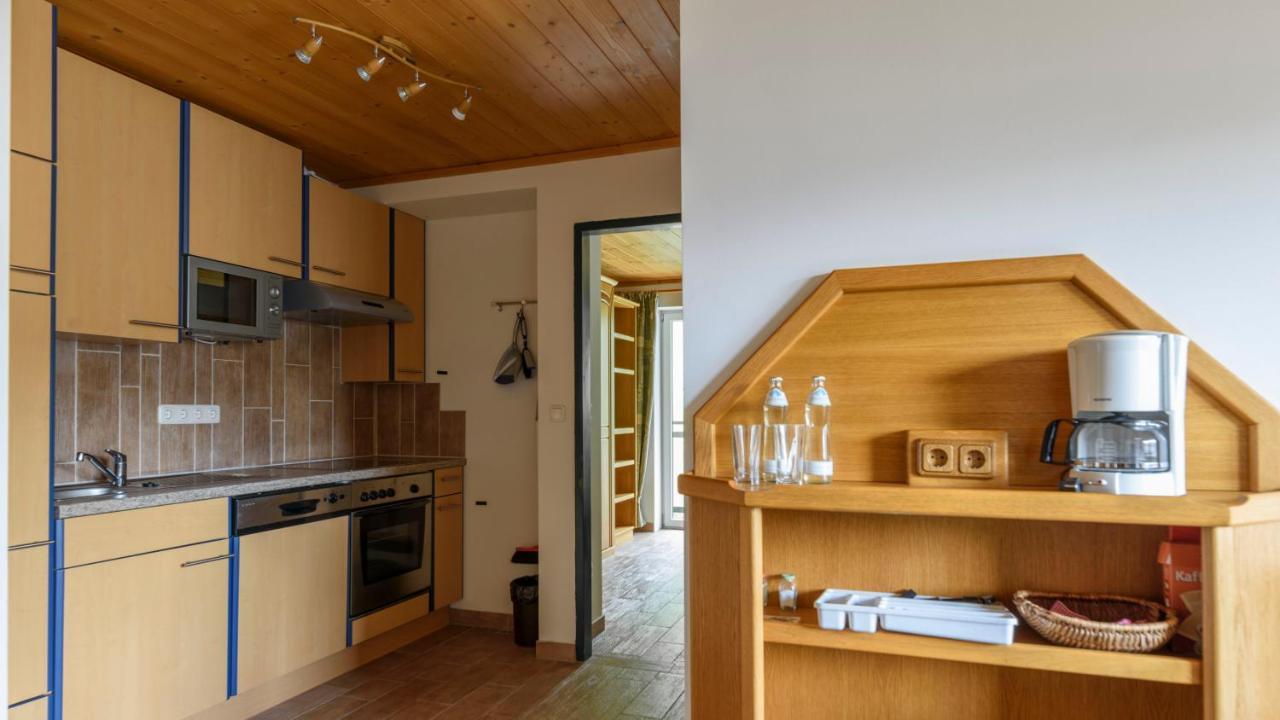 Hotel Landhaus Ausswinkl Russbach am Pass Gschütt Buitenkant foto